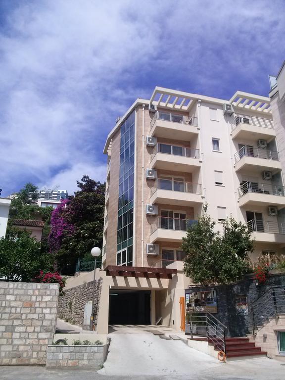 Sarap Apartments บุดวา ภายนอก รูปภาพ
