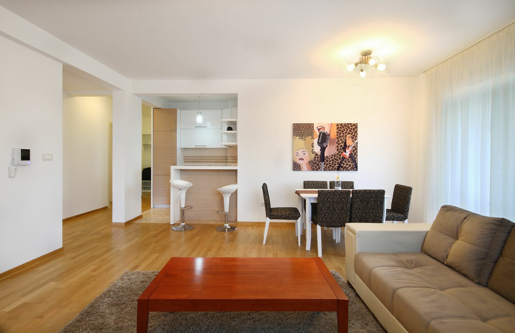 Sarap Apartments บุดวา ภายนอก รูปภาพ