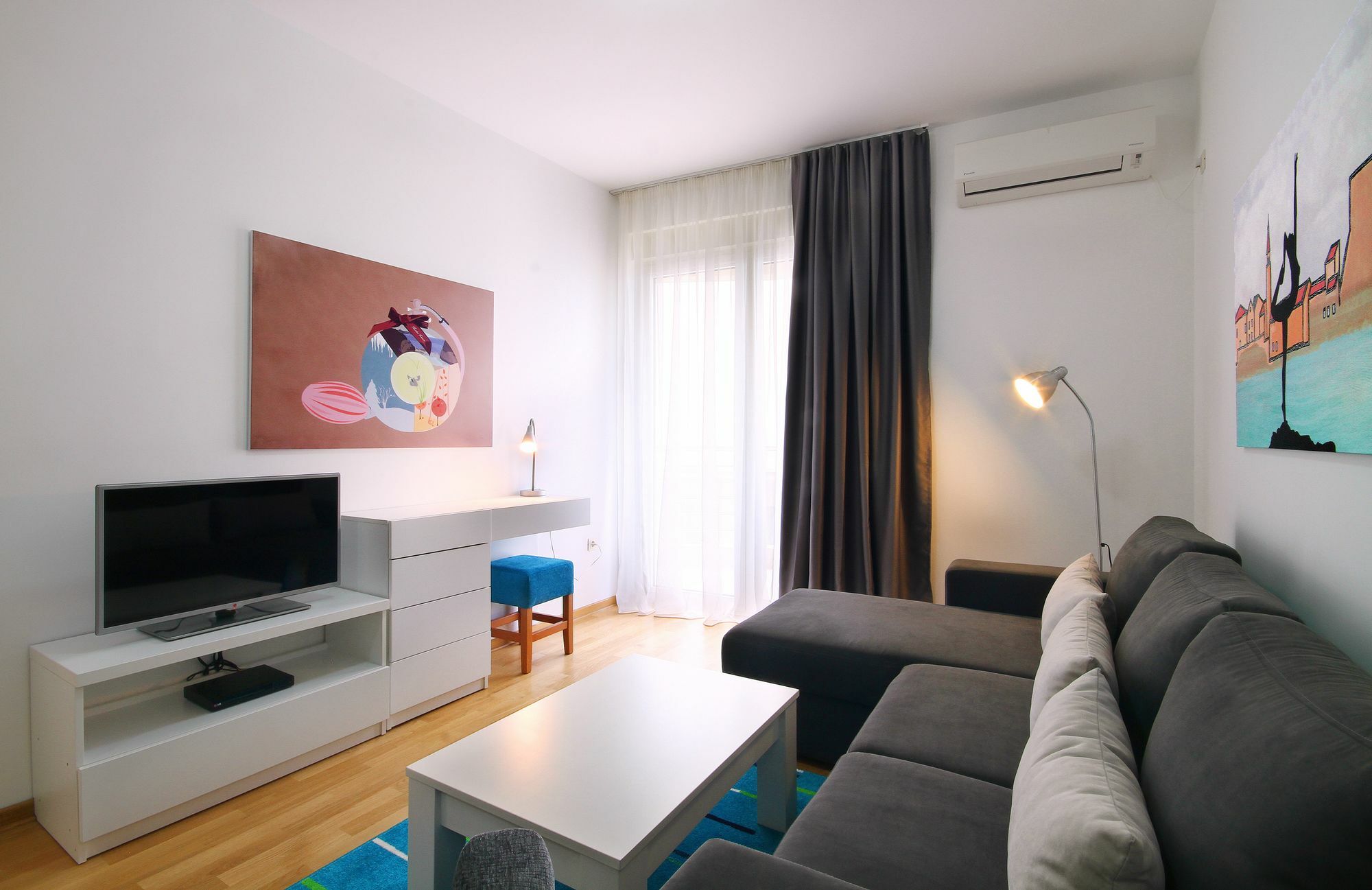 Sarap Apartments บุดวา ภายนอก รูปภาพ