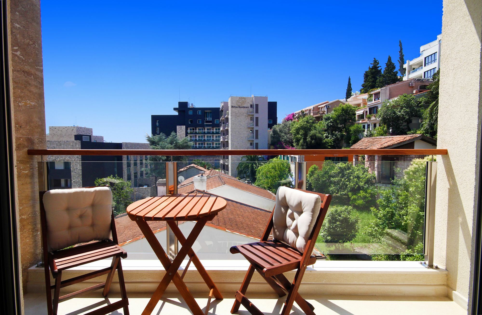 Sarap Apartments บุดวา ภายนอก รูปภาพ